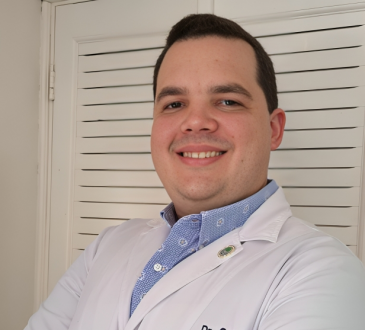 Prevención de Lesiones Deportivas en Niños y Adolescentes: El Enfoque del Dr. Carlos Barrera