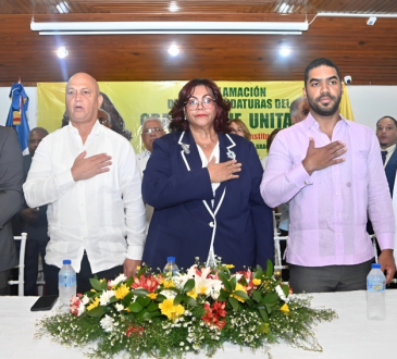 Doctora Yubelkis Aquino lanza candidatura a la presidencia del Colegio Médico