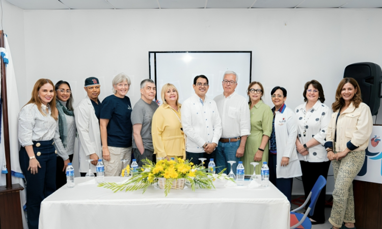 Hospital Arturo Grullón y Voluntariado Jesús con los Niños realizaron exitosa jornada de cirugías cardíacas infantiles