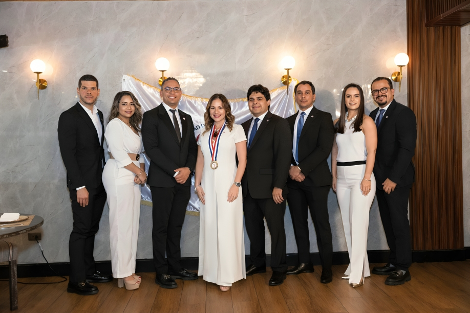 Sociedad Dominicana de Cirugía Vascular y Endovascular anuncia nueva directiva 2025–2027, presidida por la Dra. Elsa Rollán