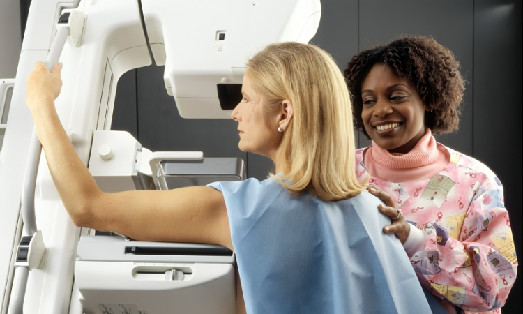 ARS Abel González anuncia campaña de prevención de cáncer de mama durante octubre