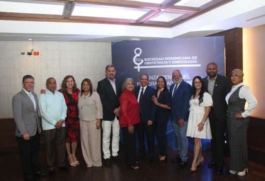 Sociedad de Obstetricia y Ginecología presentó con éxito calendario de actividades científicas para 2026