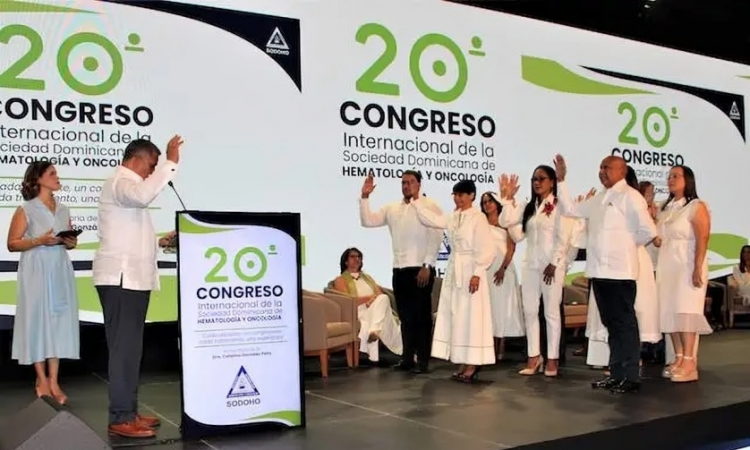 Sociedad de Hematología y Oncología juramenta nueva directiva para el período 2025-2027