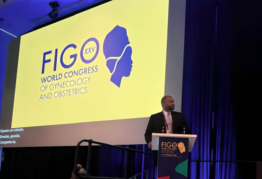 Dr. Yotin Pérez representa a República Dominicana en Congreso Mundial de Ginecología FIGO 2025