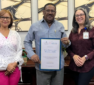 DIGEIG premia al Servicio Regional de Salud Ozama por cumplir estándares de transparencia