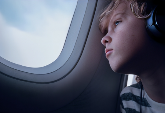Estudio revela los desafíos de las personas autistas en viajes aéreos