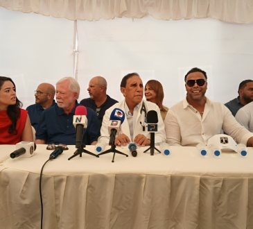 Wheelchair Foundation y Fundación Cruz Jiminián impactan a más de mil familias con donación de sillas de ruedas