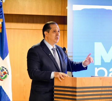 Autoridades de salud destacan ampliación de cobertura médica y reducción de mortalidad