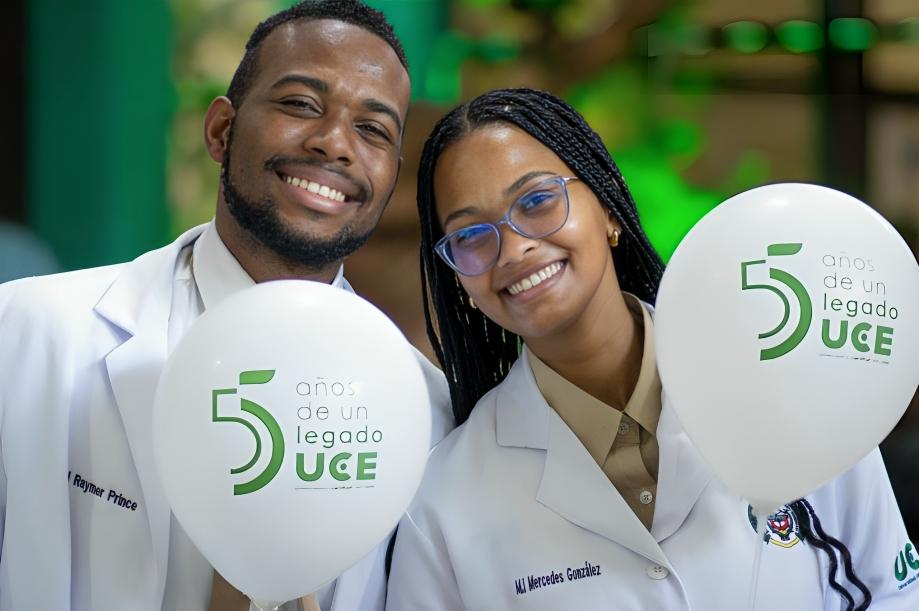 UCE conmemora 55 aniversario con logros académicos y reconocimientos globales UCE conmemora 55 aniversario con logros académicos y reconocimientos globales