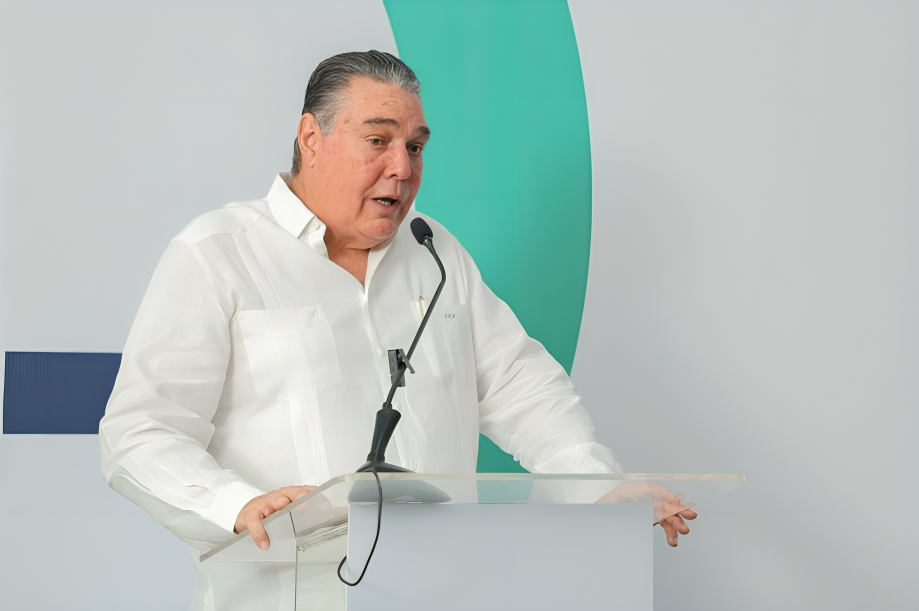 UCE conmemora 55 aniversario con logros académicos y reconocimientos globales UCE conmemora 55 aniversario con logros académicos y reconocimientos globales