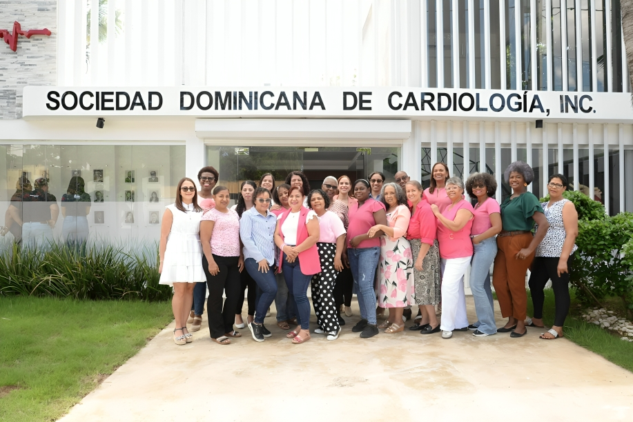 Casa del Corazón se llena de esperanza con encuentro dedicado a la mujer oncológica