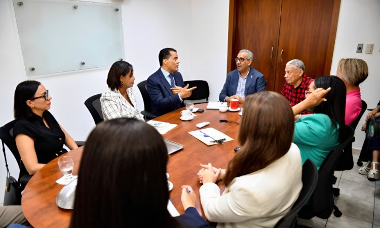 DIDA denuncia: ARS violan normativa al no comprar medicamentos de alto costo por DAMAC, encareciendo tratamientos hasta 80% DIDA denuncia: ARS violan normativa al no comprar medicamentos de alto costo por DAMAC, encareciendo tratamientos hasta 80%