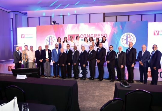 50 % de la población dominicana podría padecer várices, según experto internacional