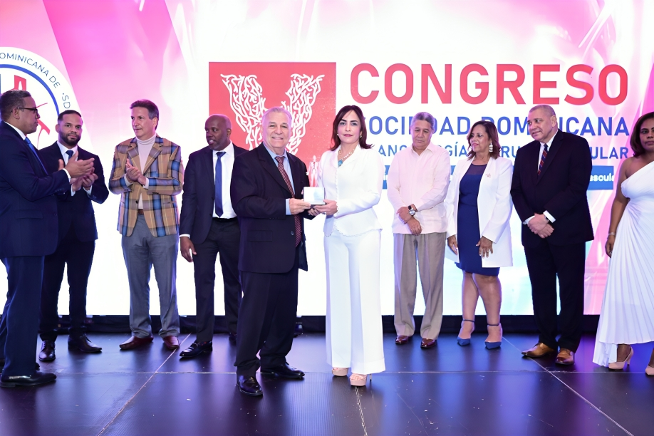 50 % de la población dominicana podría padecer várices, según experto internacional 50 % de la población dominicana podría padecer várices, según experto internacional