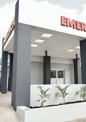 SNS activa medidas para garantizar servicios de salud durante el paso de la tormenta Melissa