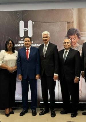 Iglesia de Jesucristo dona equipos médicos de alta tecnología al Hospital Robert Reid Cabral