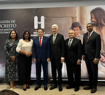 Iglesia de Jesucristo dona equipos médicos de alta tecnología al Hospital Robert Reid Cabral