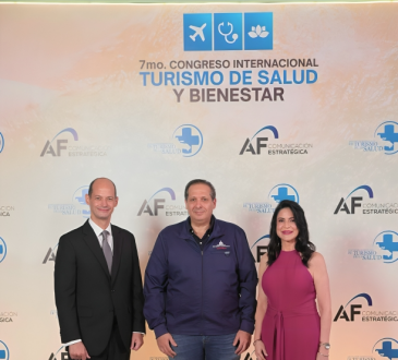 Autoridades y líderes del sector dan apertura al cóctel inaugural del 7mo. Congreso Internacional de Turismo de Salud