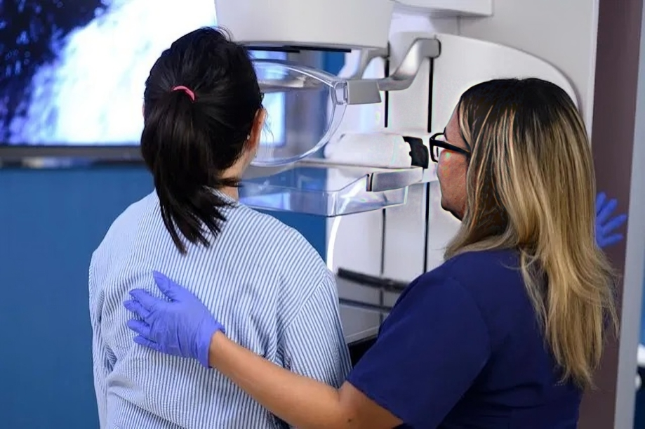 Mes de Concientización: MSK destaca necesidad de evaluar densidad mamaria para prevenir cáncer