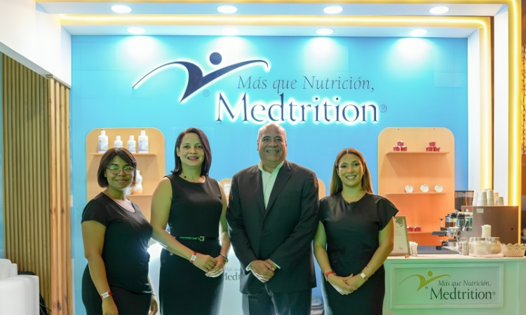 Macrotech lanza fórmulas especializadas que buscan fortalecer terapia nutricional en RD
