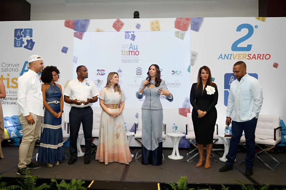Expertas internacionales Miriam Inkenbrandt y Ángela Tejeda participan en conversatorio de Azul Podcast sobre autismo en República Dominicana