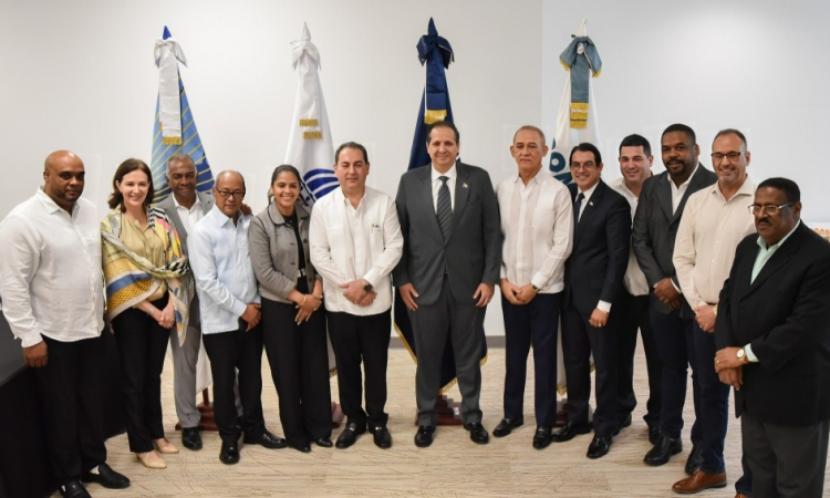 Instituciones de salud dominicanas establecen alianza estratégica para reducir morbimortalidad por enfermedades crónicas Instituciones de salud dominicanas establecen alianza estratégica para reducir morbimortalidad por enfermedades crónicas