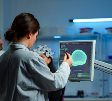 Hacia un tratamiento personalizado: Neurocirujano de Mayo Clinic detalla nuevas opciones para epilepsia resistente