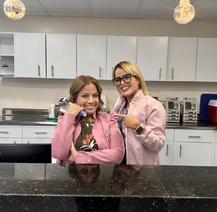 Avance en Neuromonitoria No Invasiva en República Dominicana: Primera Prueba del Pupilómetro Digital Neuroptics Avance en Neuromonitoria No Invasiva en República Dominicana: Primera Prueba del Pupilómetro Digital Neuroptics