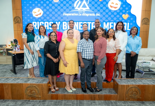 Cooperativa La Altagracia reafirma su compromiso con el bienestar integral a través de evento de comedia y salud mental Cooperativa La Altagracia reafirma su compromiso con el bienestar integral a través de evento de comedia y salud mental