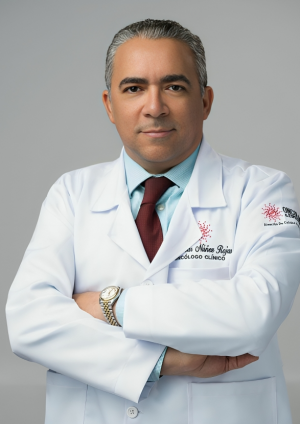 Oncólogo asegura detección temprana salva vida en cáncer próstata