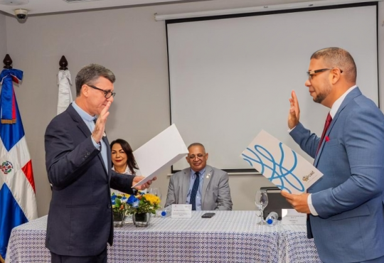 Doctor José Fernando Benoit Peña es designado como nuevo Director Nacional del CAID Doctor José Fernando Benoit Peña es designado como nuevo Director Nacional del CAID