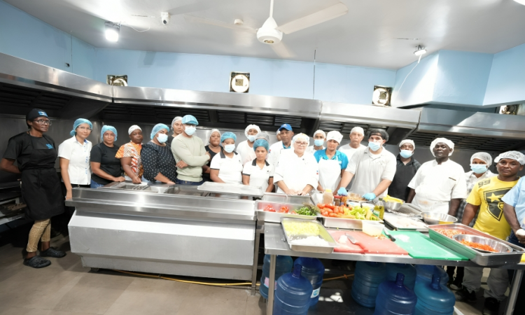 INABIE capacita a suplidores y cocineros del PAE para fortalecer calidad nutricional en almuerzos escolares INABIE capacita a suplidores y cocineros del PAE para fortalecer calidad nutricional en almuerzos escolares