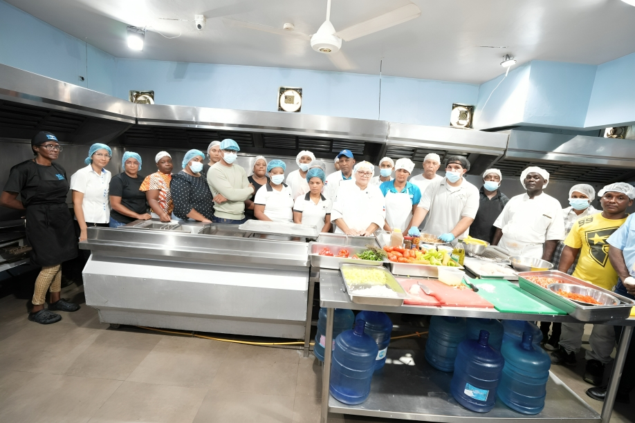 INABIE capacita a suplidores y cocineros del PAE para fortalecer calidad nutricional en almuerzos escolares INABIE capacita a suplidores y cocineros del PAE para fortalecer calidad nutricional en almuerzos escolares