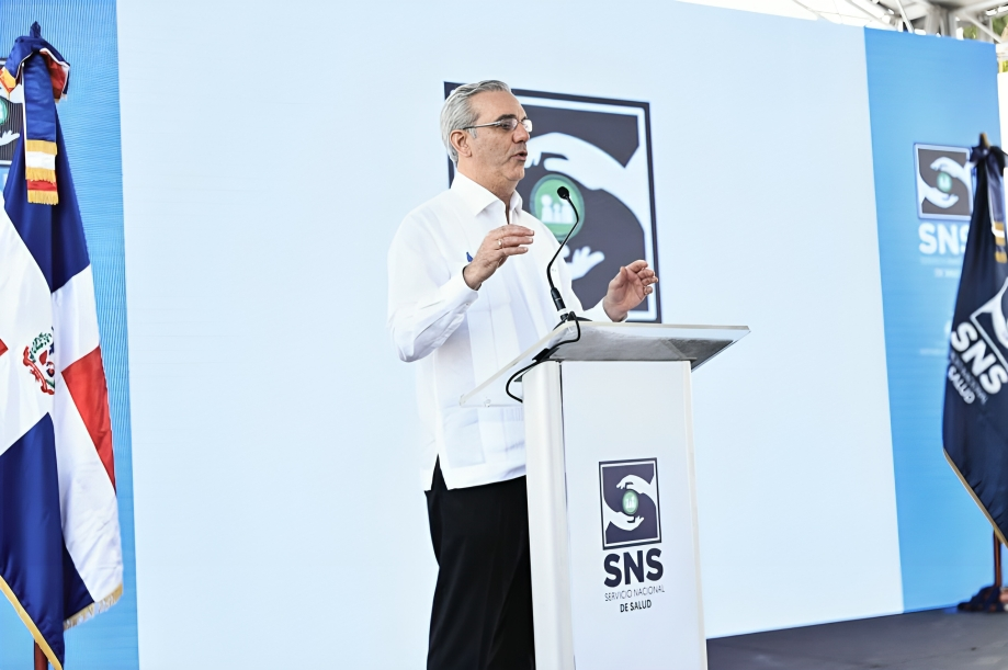 Presidente Abinader entrega hospital remozado en Yaguate y anuncia nuevo centro de trauma para San Cristóbal Presidente Abinader entrega hospital remozado en Yaguate y anuncia nuevo centro de trauma para San Cristóbal