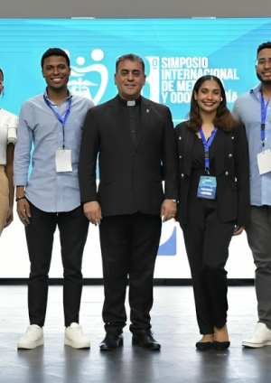 UCE presente en 3er Simposio Internacional de Medicina y Odontología en la UCNE