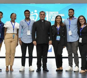 UCE presente en 3er Simposio Internacional de Medicina y Odontología en la UCNE
