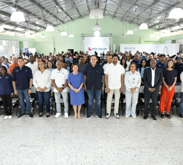 Ministerio de Salud impulsa detección temprana de la diabetes durante jornada "Más Salud" en San Cristóbal