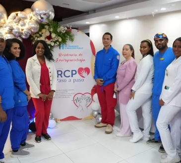 Hospital Moscoso Puello capacita a personal en Reanimación Cardiopulmonar (RCP)