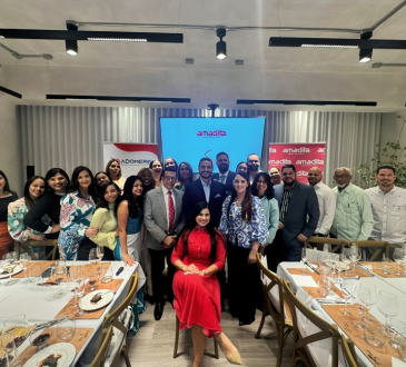 ADOMERE y Amadita unen esfuerzos en exitosa conferencia sobre preservación de fertilidad