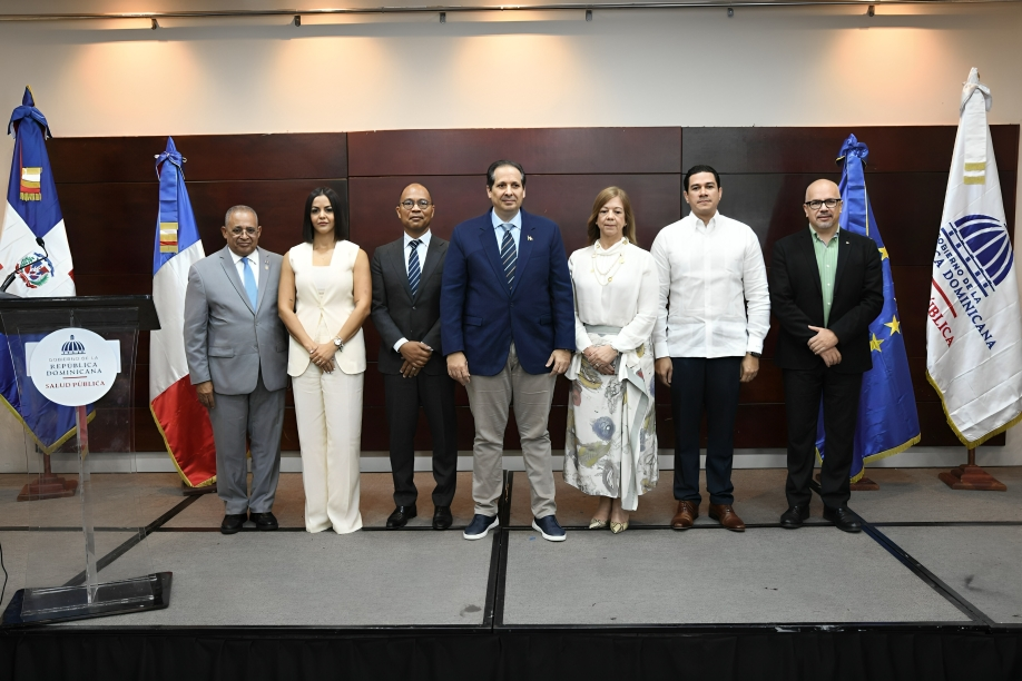 Ministerio de Salud y aliados internacionales presentan estrategia integral para combatir uso indebido de antibióticos