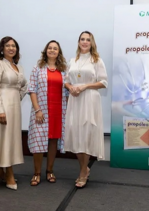 Megalabs y Apiter se unen para distribuir productos a base de propóleo en República Dominicana