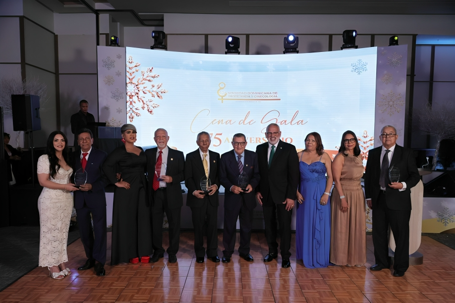 SDOG celebra su Cena de Gala por el 75 aniversario, reconoce a sus pasados presidentes y anuncia oficialmente el Día Nacional del Ginecobstetra Dominicano