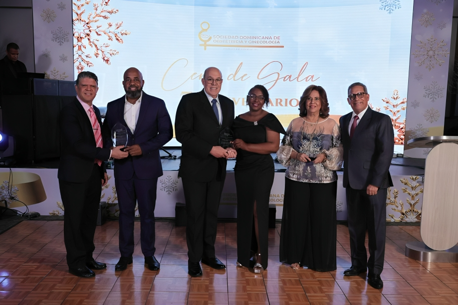 SDOG celebra su Cena de Gala por el 75 aniversario, reconoce a sus pasados presidentes y anuncia oficialmente el Día Nacional del Ginecobstetra Dominicano