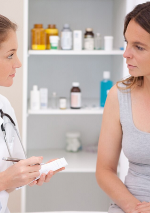 Estudio de Mayo Clinic revela que más del 80% de mujeres con síntomas menopáusicos no recibe tratamiento médico