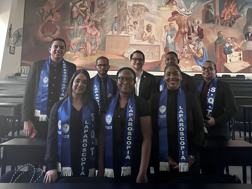 Residencia de cirugía general del Hospital Regional Universitario Dr. Antonio Musa y la Filial Este del Colegio Dominicano de Cirujanos celebran certificación en cirugía laparoscópica