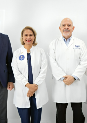 Instituto Dermatológico celebra la Navidad con un “Abrazo Solidario” para niños con enfermedades de la piel raras y graves