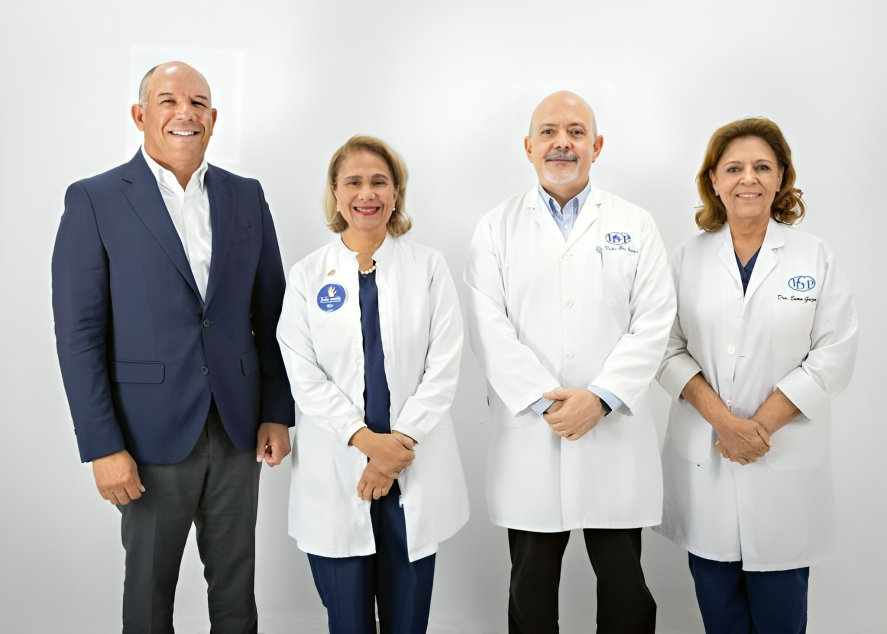 Instituto Dermatológico celebra la Navidad con un “Abrazo Solidario” para niños con enfermedades de la piel raras y graves