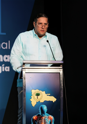 Ortopedas dominicanos alertan sobre aumento de caídas y fracturas en la tercera edad