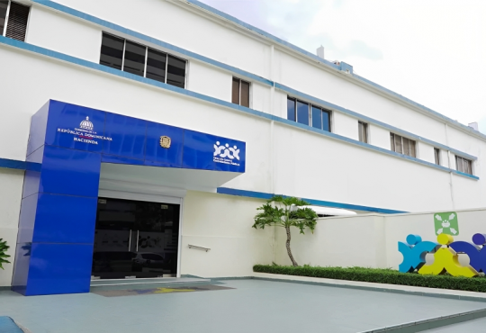 DGCP aclara que contratos de SeNaSa con prestadores de salud se rigen por Ley de Seguridad Social, no por 340-06 DGCP aclara que contratos de SeNaSa con prestadores de salud se rigen por Ley de Seguridad Social, no por 340-06