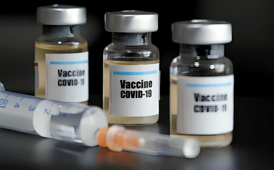 FDA de EE.UU. investiga una posible relación entre las vacunas contra COVID-19 y muertes reportadas en adultos FDA de EE.UU. investiga una posible relación entre las vacunas contra COVID-19 y muertes reportadas en adultos